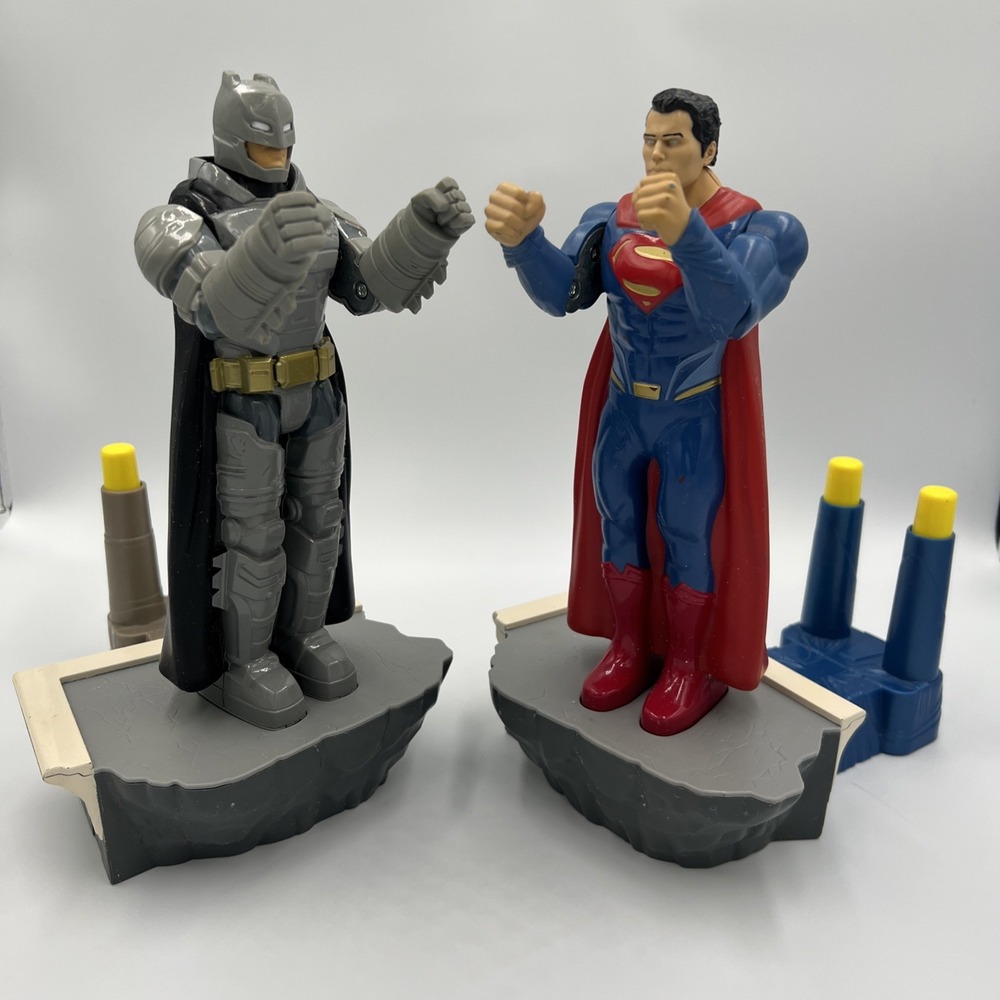 Mattel Rock 'Em Sock 'Em Robots Batman vs Superman Action Figures & Stands
